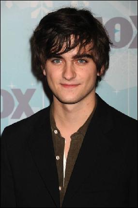 landon_liboiron_14 (463x700, 30 kБ...)
